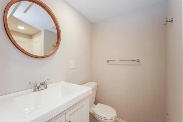 $2,795 | 5928 York Avenue South, Edina, MN 55410