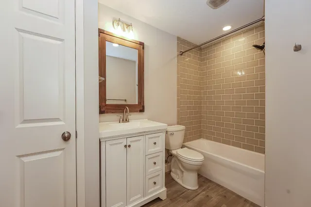 $2,795 | 5928 York Avenue South, Edina, MN 55410