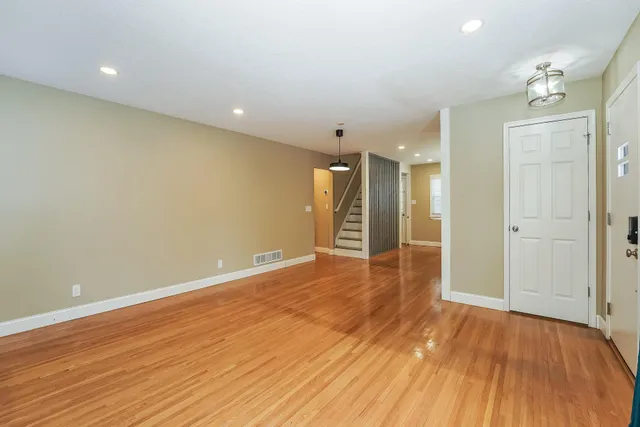 $2,795 | 5928 York Avenue South, Edina, MN 55410