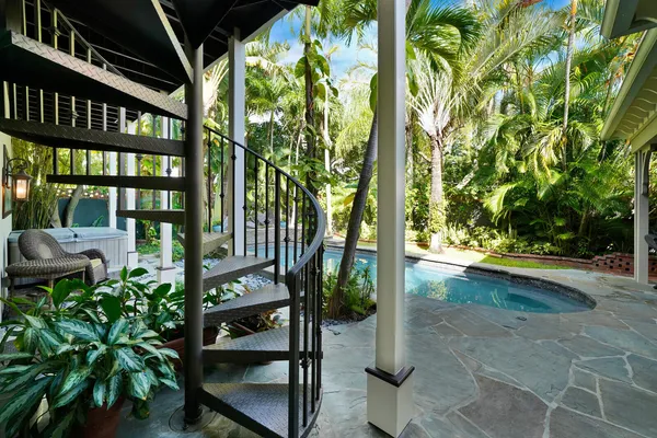 $13,000 | 137 South Oak Street, Lantana, FL 33462