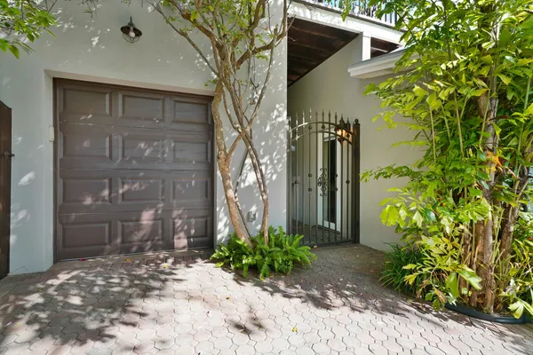 $13,000 | 137 South Oak Street, Lantana, FL 33462