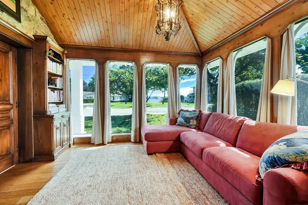 $13,000 | 137 South Oak Street, Lantana, FL 33462