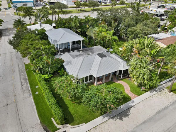 $13,000 | 137 South Oak Street, Lantana, FL 33462