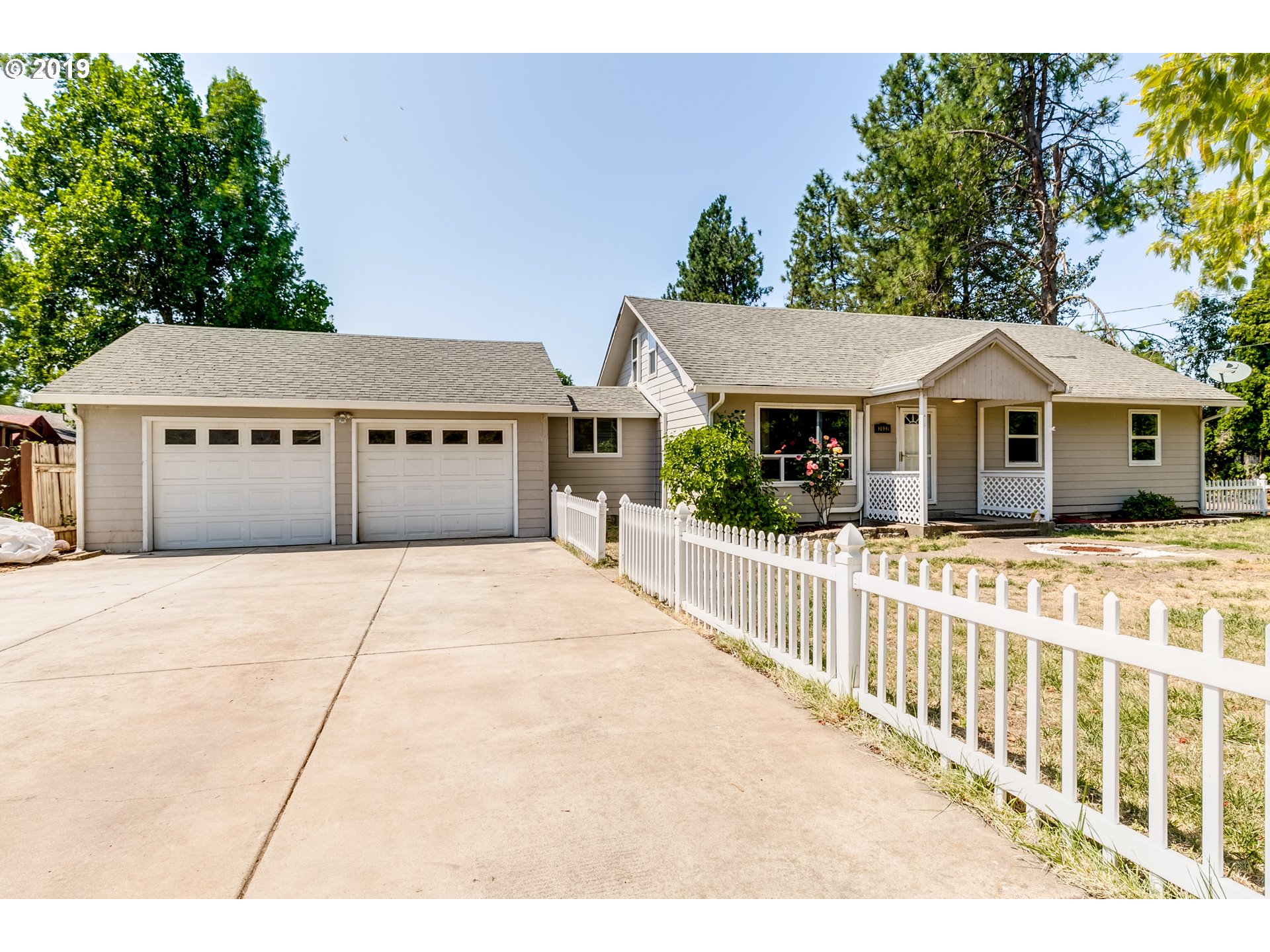 2032 Ohio Street Eugene, OR 97402 - Photo 3 of 20 Gallery Image 3