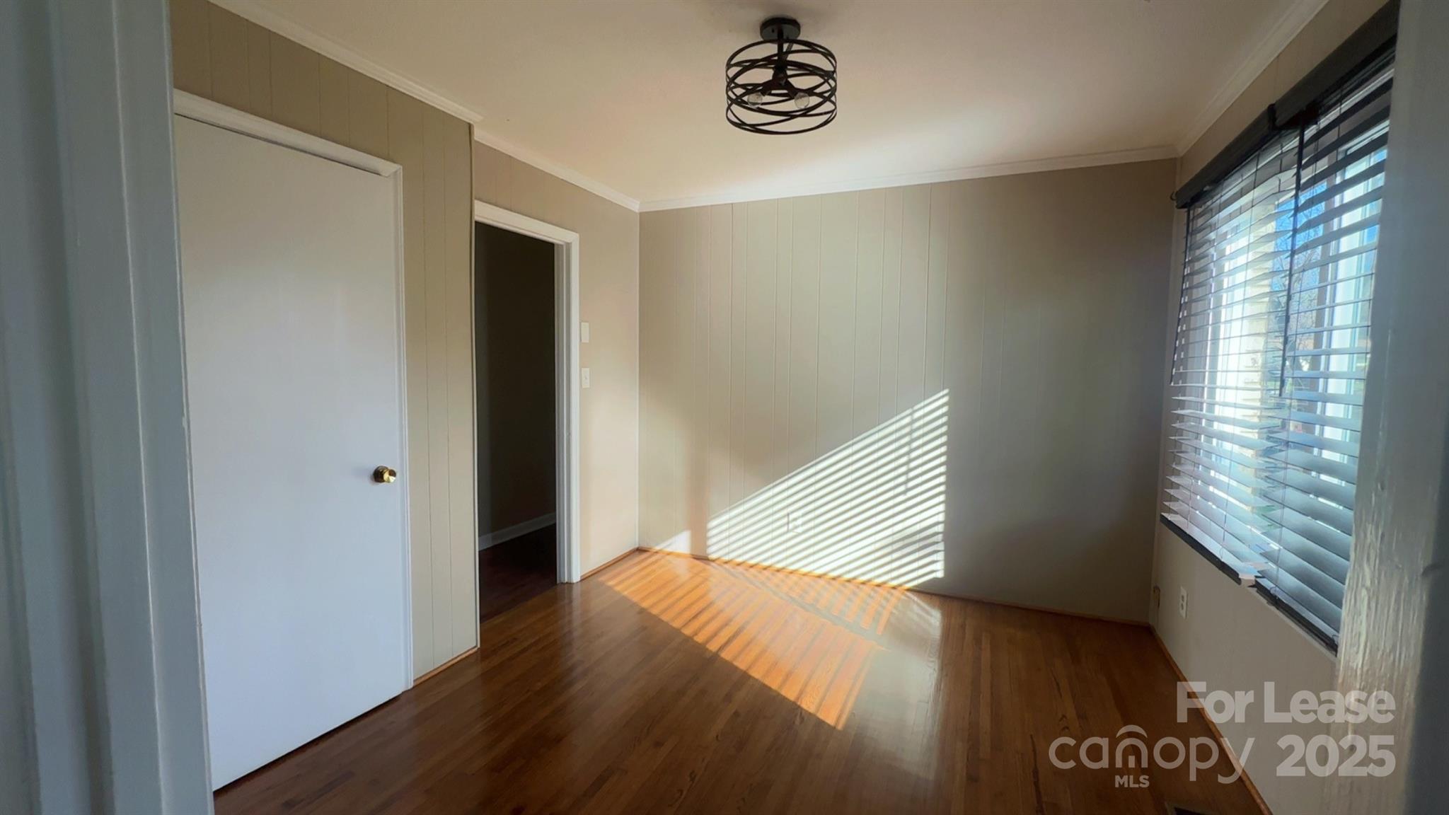 715 Tom Hunter Road Charlotte, NC 28213 - Photo 2 of 9