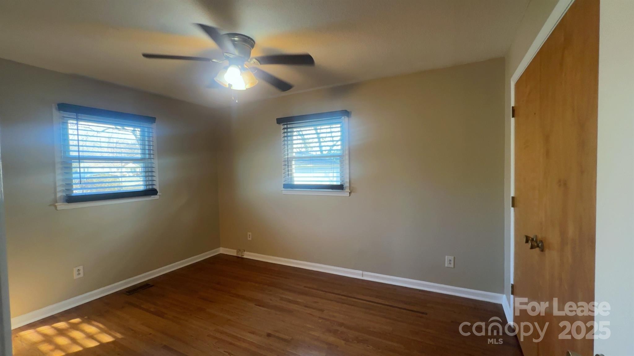 715 Tom Hunter Road Charlotte, NC 28213 - Photo 7 of 9