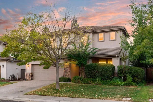 $699,900 | 9788 Waterfowl Drive, Elk Grove, CA 95757