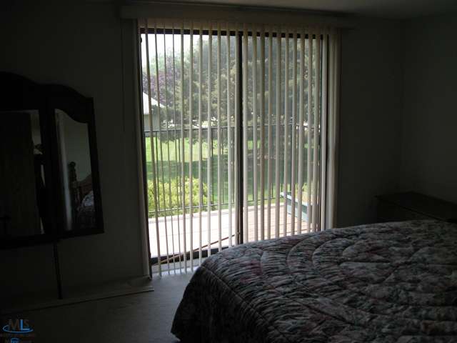 1854 Allenway Court Rochester, MI 48309 - Photo 11 of 17 31104288-10.JPG