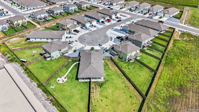 $389,500 | 3417-3419 Lindsay Lane, Seguin, TX 78155