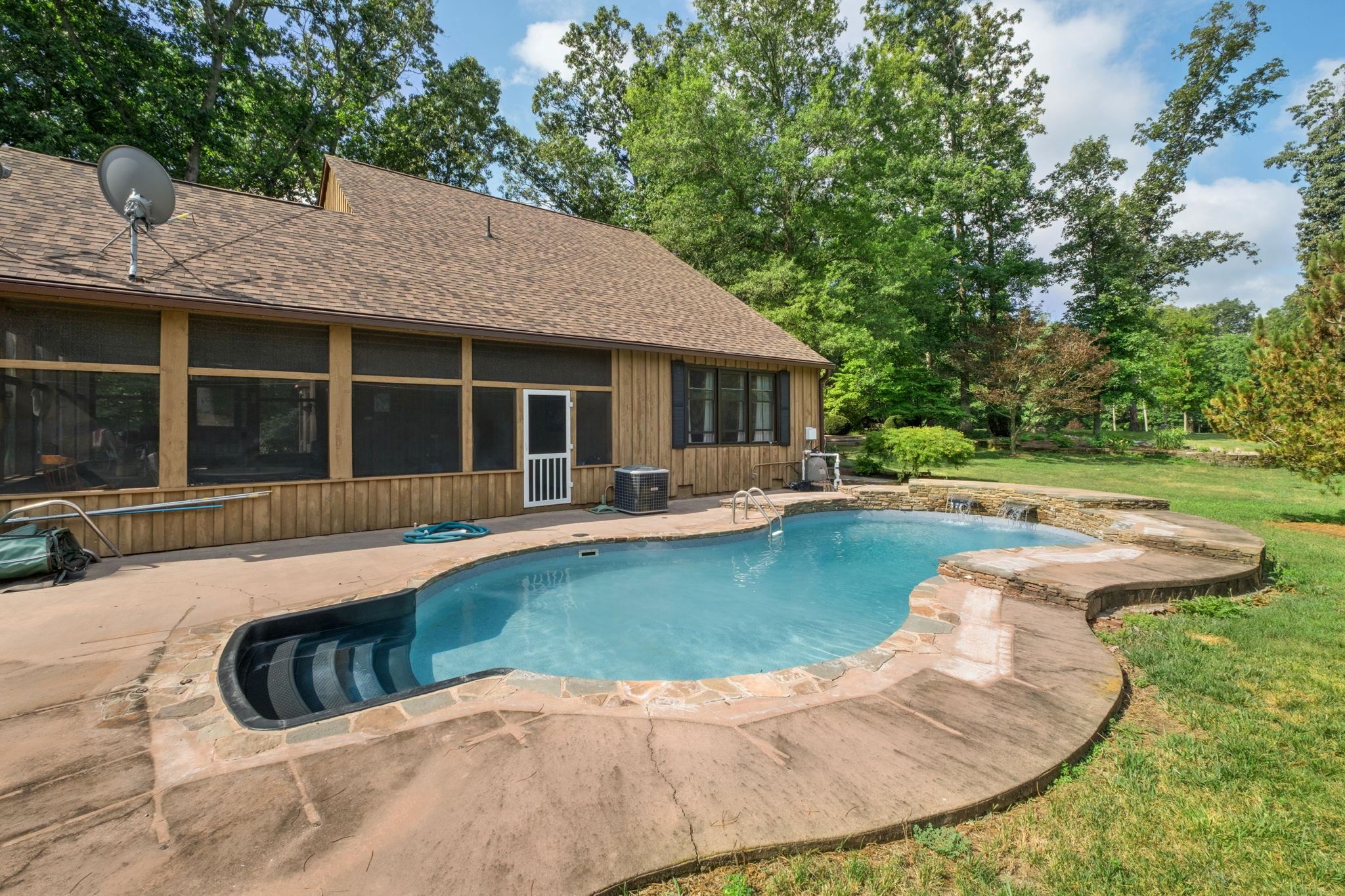 620 Walnut Hills Road Staunton, VA 24401 - Photo 8 of 40
