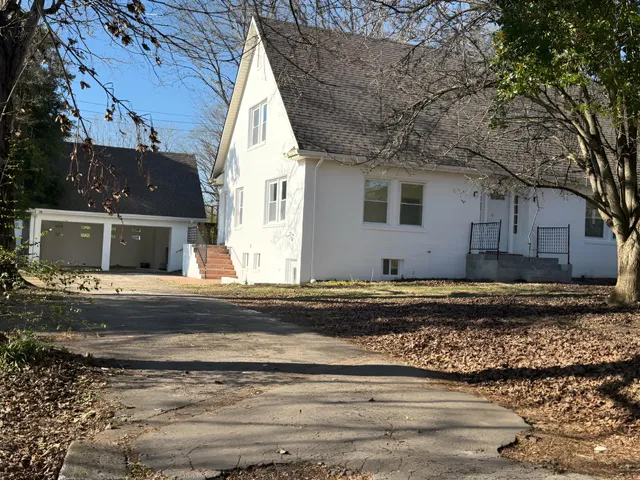 $580,000 | 103 Springer Drive, Lawrenceburg, TN 38464