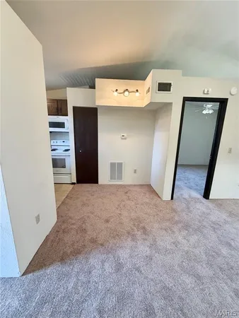 $840 | 141 Ashley Drive, Fairview Heights, IL 62208
