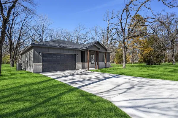 $289,000 | 109 Cortez Street, Payne Springs, TX 75156