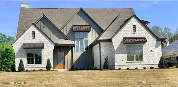 $777,000 | 324 Oakworth Drive, Hernando, MS 38632