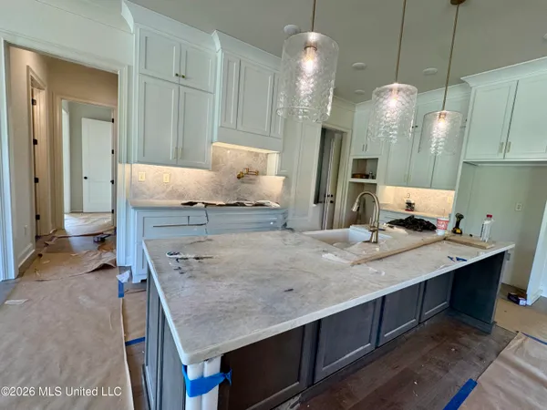 $777,000 | 324 Oakworth Drive, Hernando, MS 38632