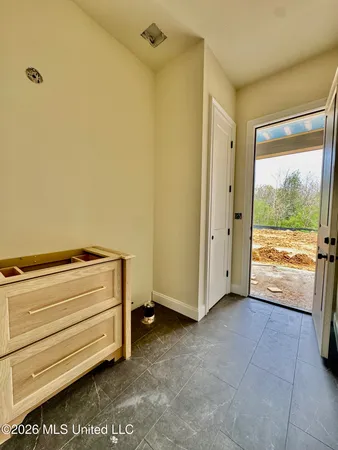 $777,000 | 324 Oakworth Drive, Hernando, MS 38632