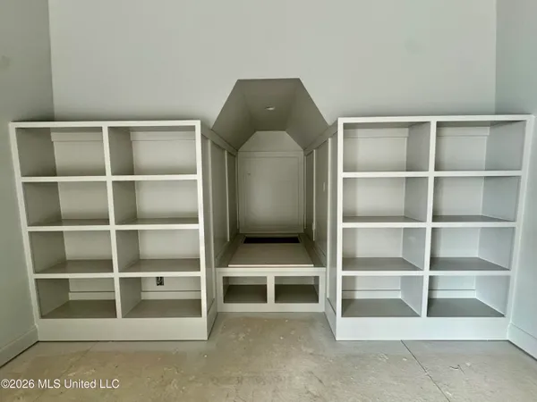 $777,000 | 324 Oakworth Drive, Hernando, MS 38632