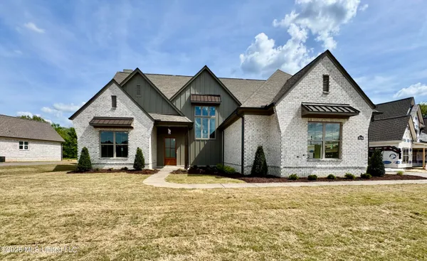 $777,000 | 324 Oakworth Drive, Hernando, MS 38632