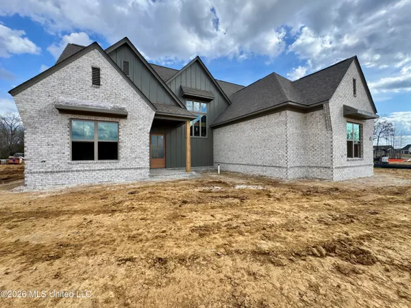 $777,000 | 324 Oakworth Drive, Hernando, MS 38632