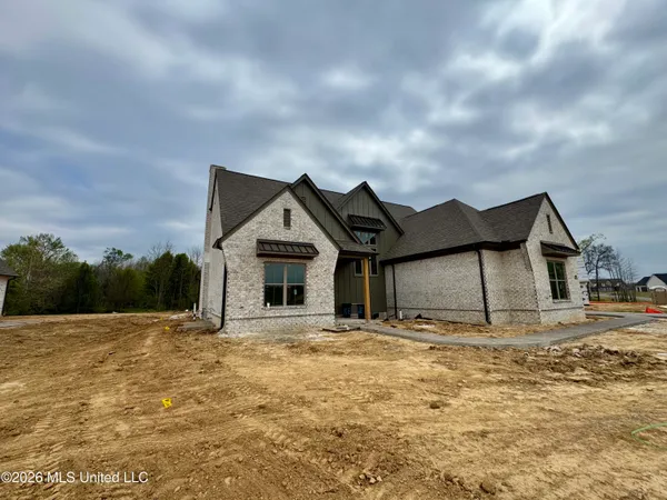 $777,000 | 324 Oakworth Drive, Hernando, MS 38632