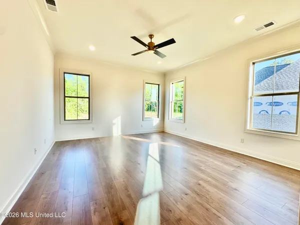 $749,900 | 324 Oakworth Drive, Hernando, MS 38632
