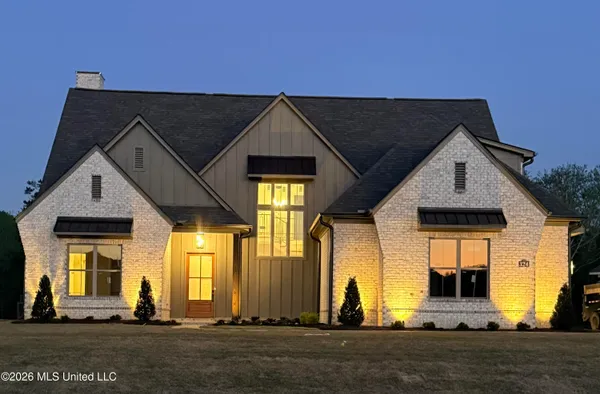 $777,000 | 324 Oakworth Drive, Hernando, MS 38632