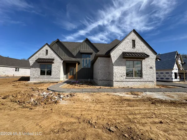 $777,000 | 324 Oakworth Drive, Hernando, MS 38632