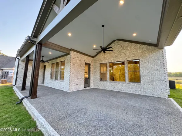 $749,900 | 324 Oakworth Drive, Hernando, MS 38632