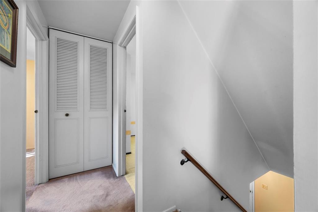 10 Quail Court Export, PA 15632 - Photo 20 of 50 Upper level hallway.