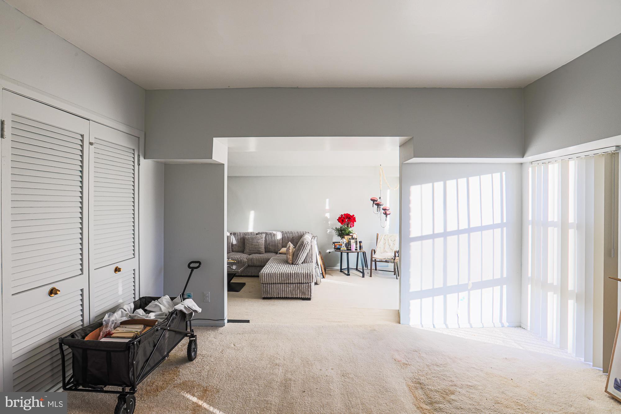 6606 Park Heights Avenue, Unit 615 Baltimore, MD 21215 - Photo 3 of 46