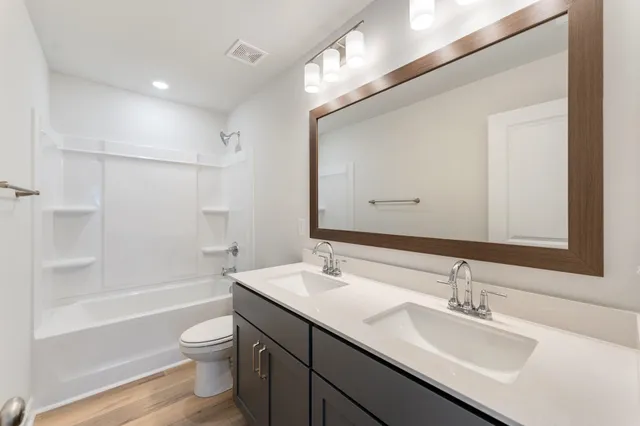 $329,000 | 7027 New Horizons Lane, Boiling Springs, SC 29316