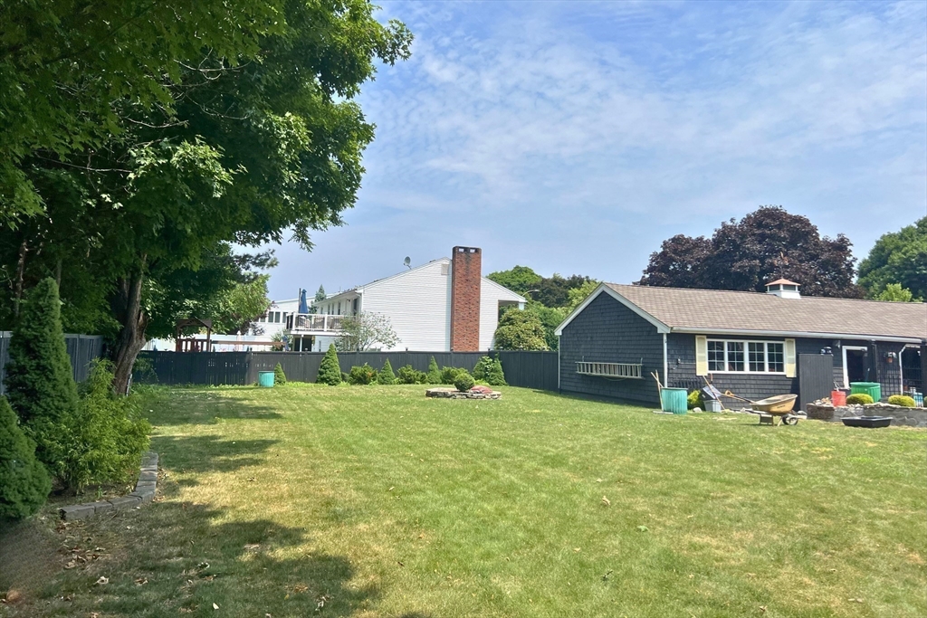 10 Rodgers Road Stoneham, MA 02180 - Photo 8 of 10