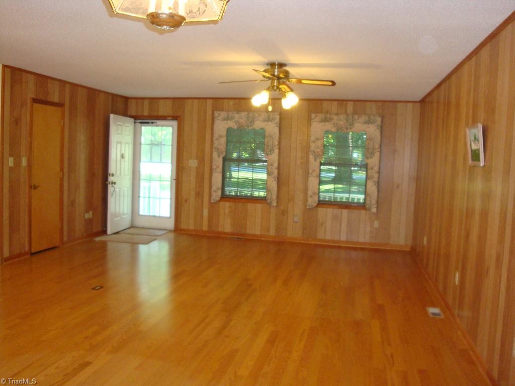 1080 Running Cedar Road Asheboro, NC 27205 - Photo 3 of 12 Gallery Image 3