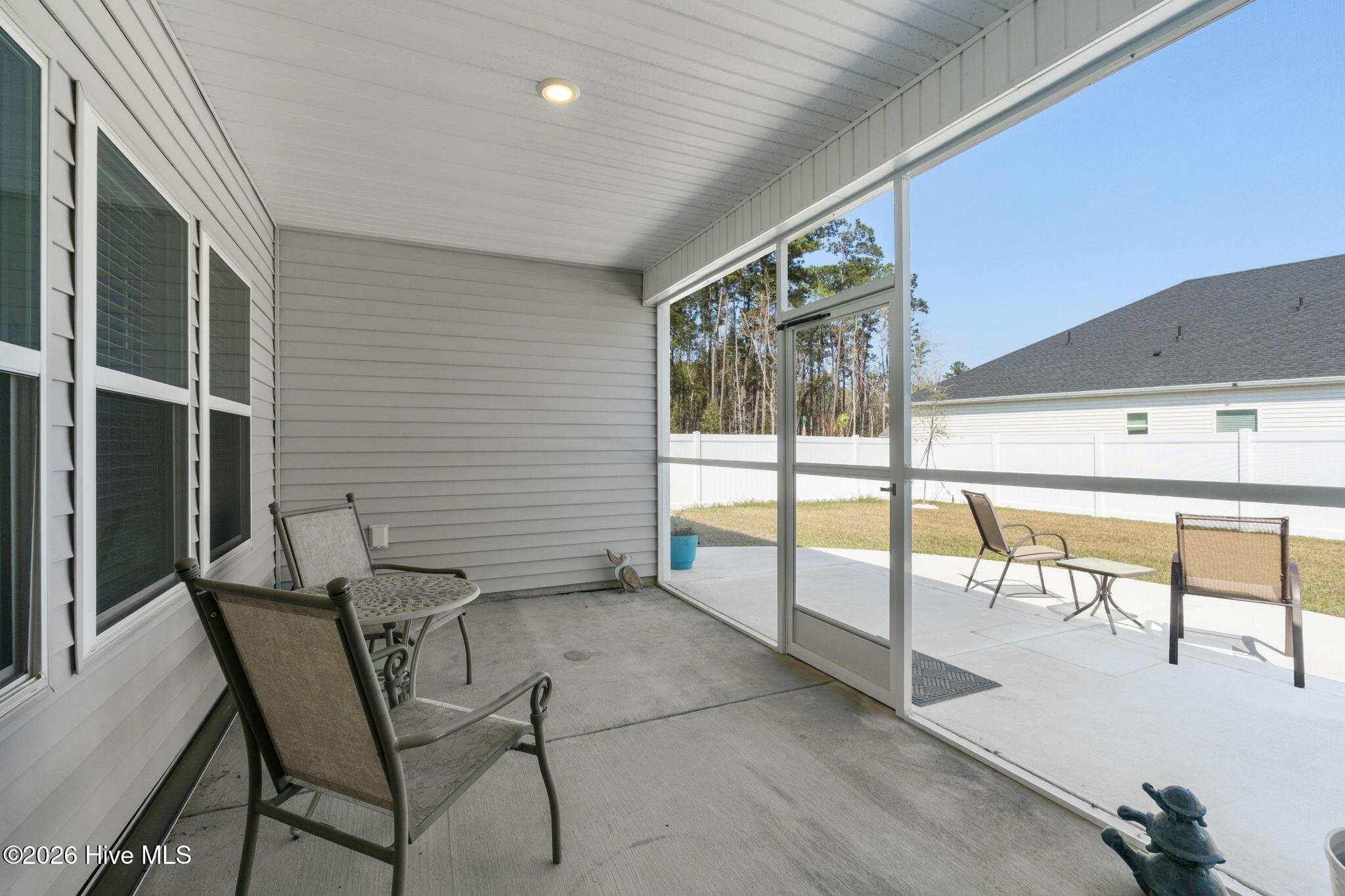 550 Tullimore Lane Calabash, NC 28467 - Photo 19 of 58 Relaxation space