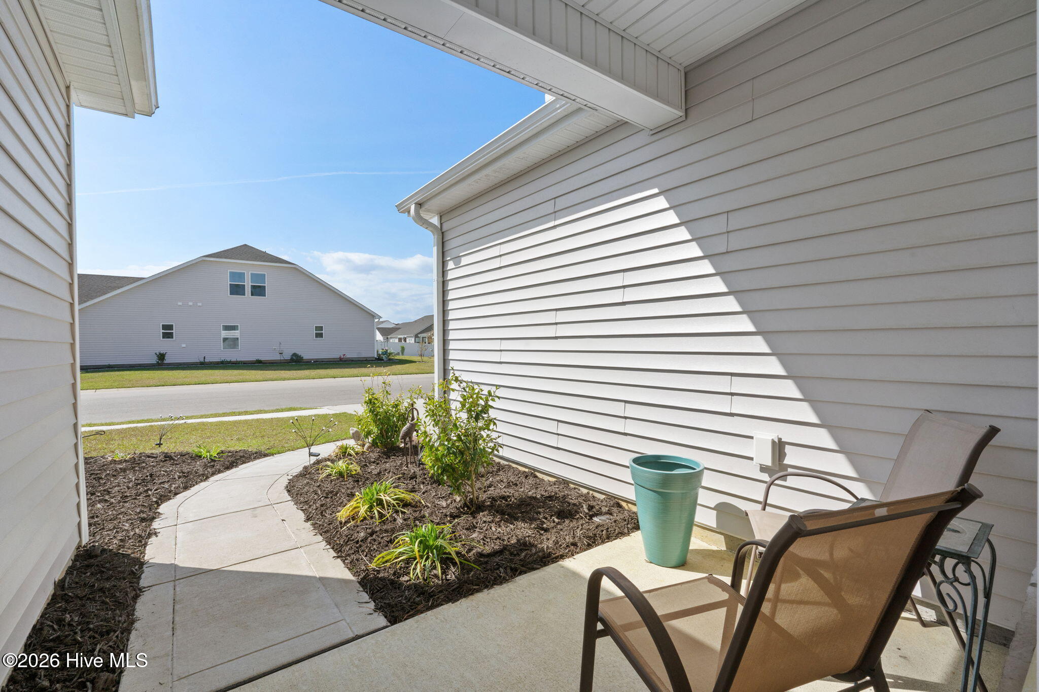 550 Tullimore Lane Calabash, NC 28467 - Photo 3 of 58 Relaxing Front Porch