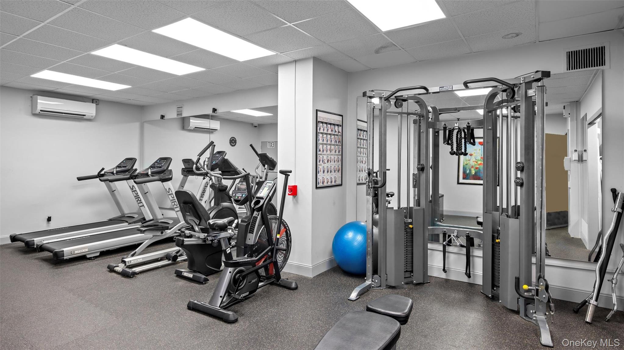 20 Old Mamaroneck Road, Unit 2D White Plains, NY 10605 - Photo 17 of 22 a view of a room with gym equipment
