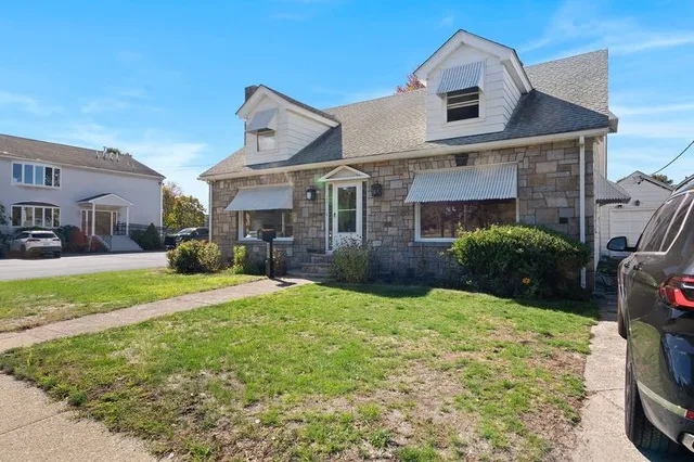 $579,000 | 400 Newport Avenue, Pawtucket, RI 02861