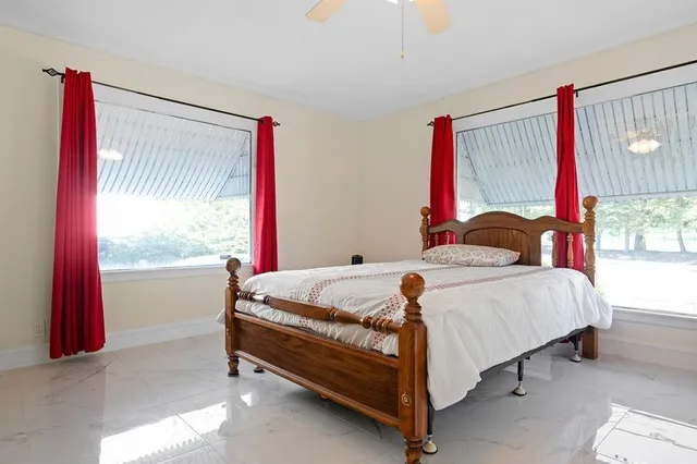 $579,000 | 400 Newport Avenue, Pawtucket, RI 02861