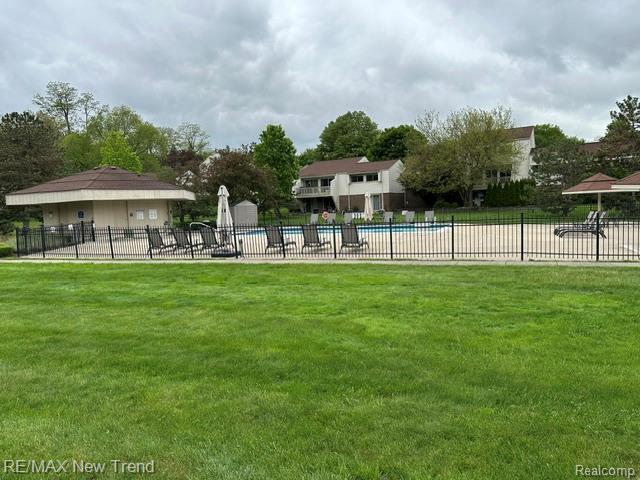 5118 Simpson Lake Road West Bloomfield, MI 48323 - Photo 16 of 16