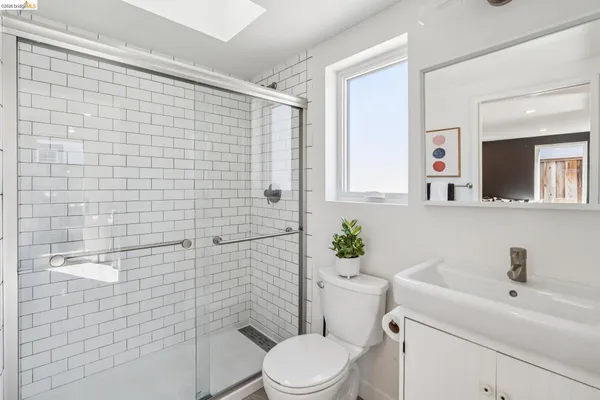$799,000 | 1550 Havenscourt Boulevard, Oakland, CA 94621