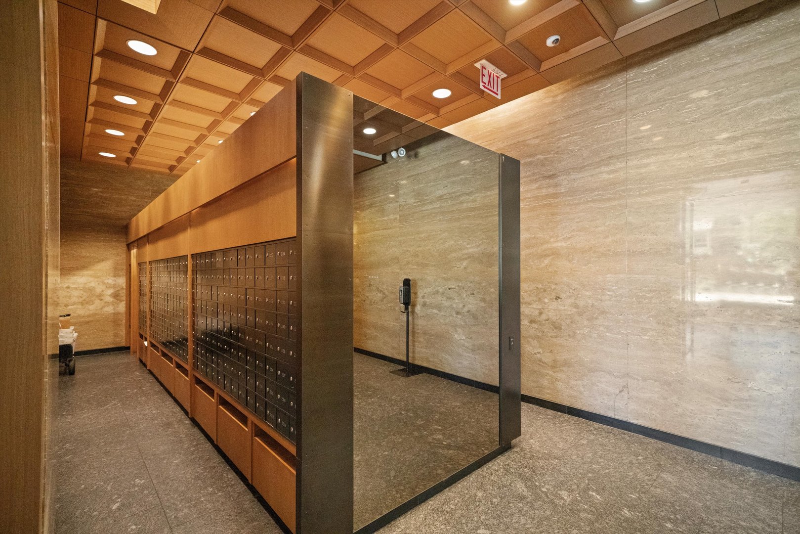 1030 North State Street, Unit 39A Chicago, IL 60610 - Photo 31 of 36 a view of a balcony