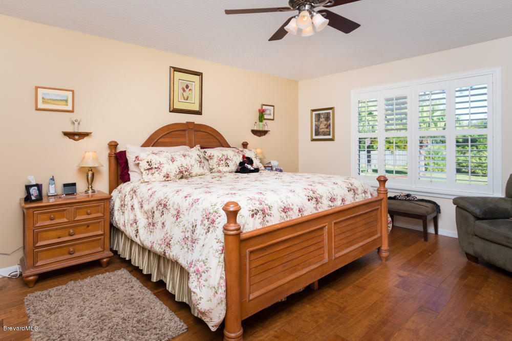 4696 Canard Road Melbourne, FL 32934 - Photo 12 of 19 MASTER BEDROOM