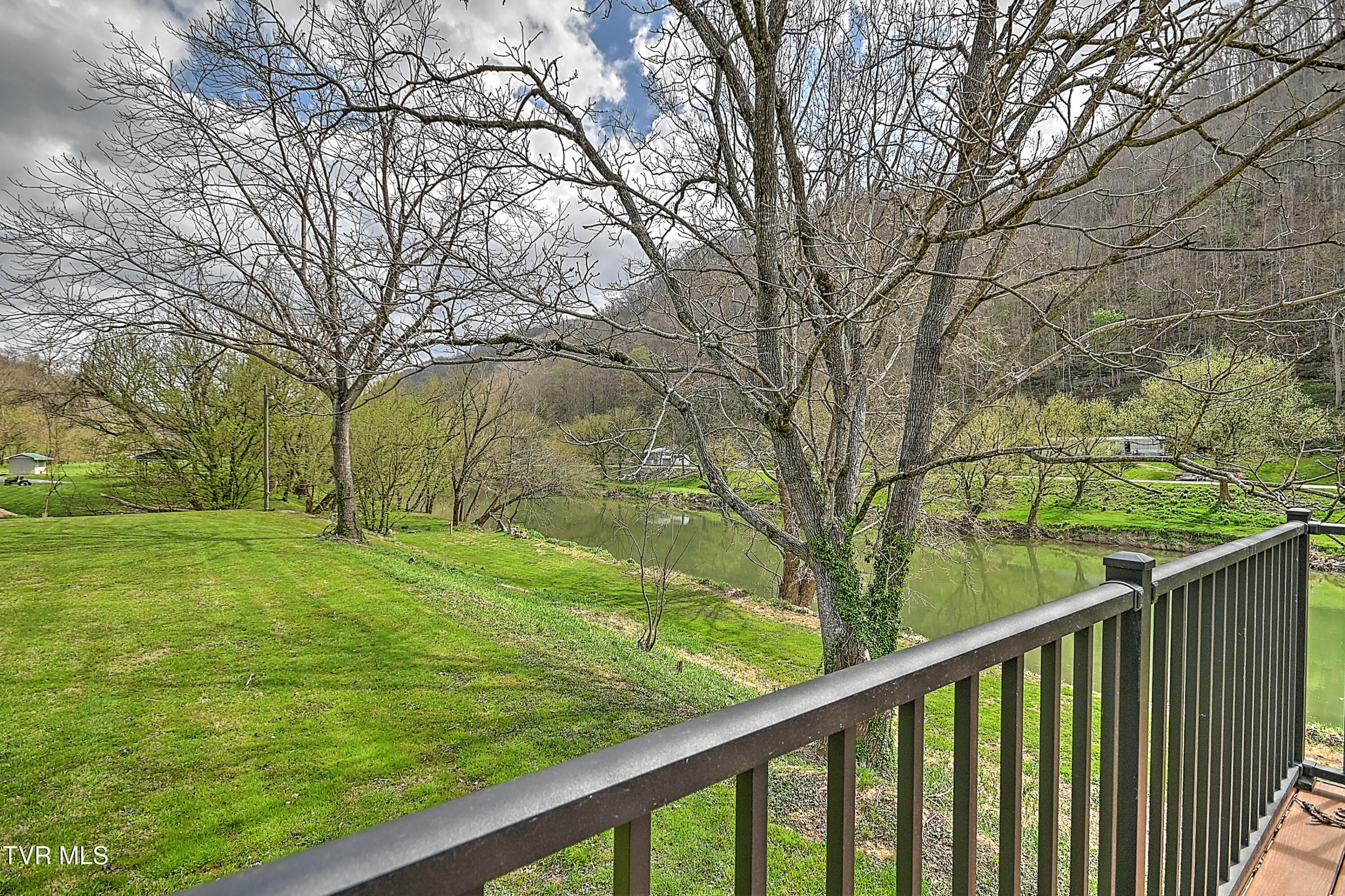 2745 Anglers Way LB-9