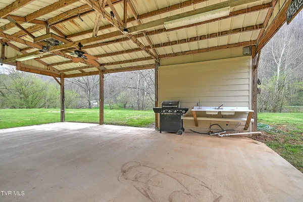 $250,000 | 2745 Anglers Way Road, Duffield, VA 24244