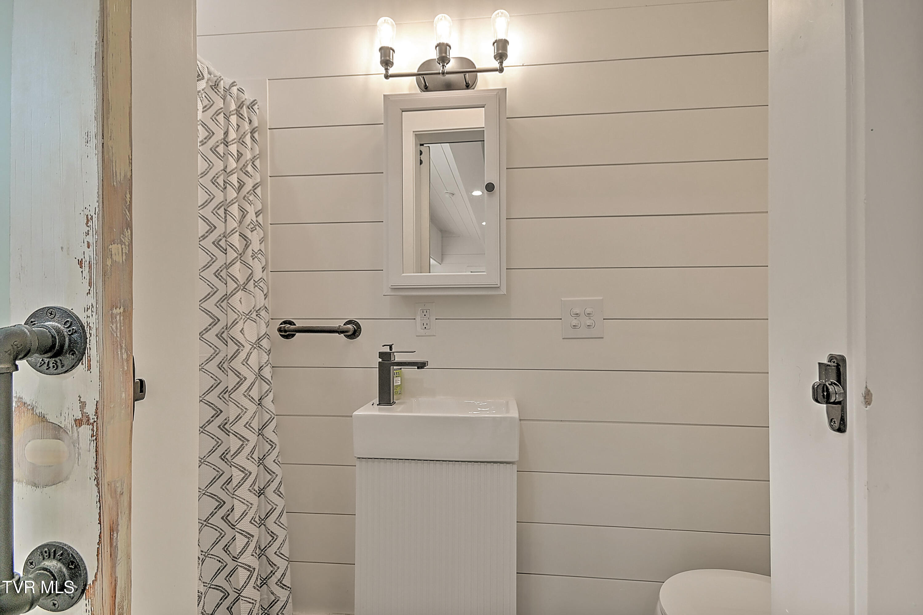 2745 Anglers Way Road Duffield, VA 24244 - Photo 30 of 36 2745 Anglers Way LB-31