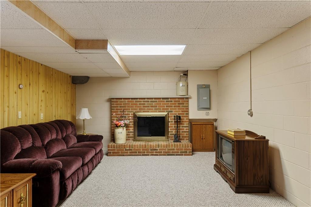 760 Mercer Road Butler, PA 16001 - Photo 25 of 41 Gallery Image 25
