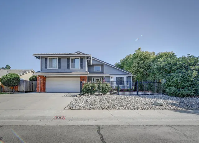 $529,000 | 681 Canyon Creek Way, Galt, CA 95632