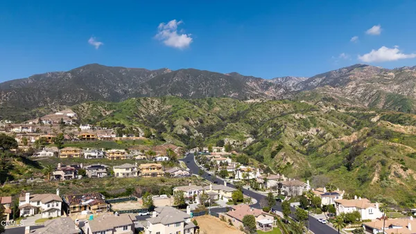 $1,680,000 | 609 Hartwell Court, Altadena, CA 91001