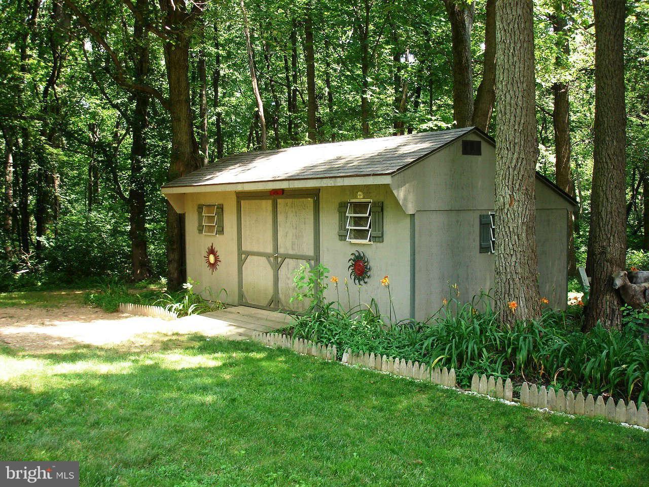 1908 Falls Road Parkton, MD 21120 - Photo 4 of 30 Large Shed