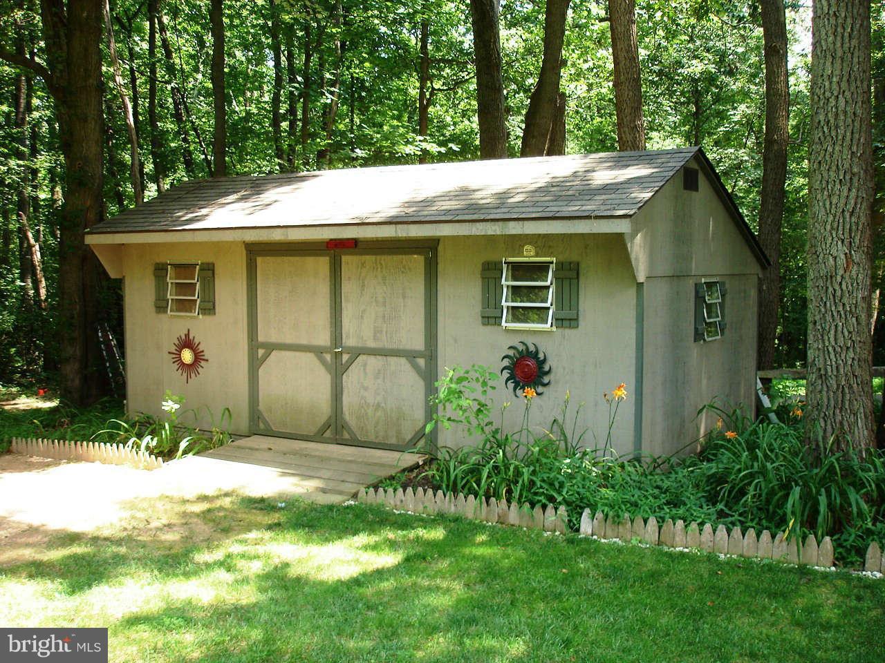 1908 Falls Road Parkton, MD 21120 - Photo 5 of 30 Large Shed
